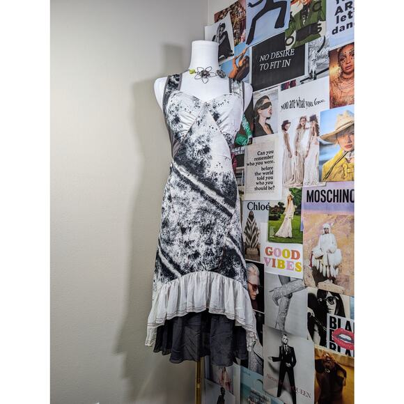 Grunge Euro Whimsy Dress - Picture 1 of 7